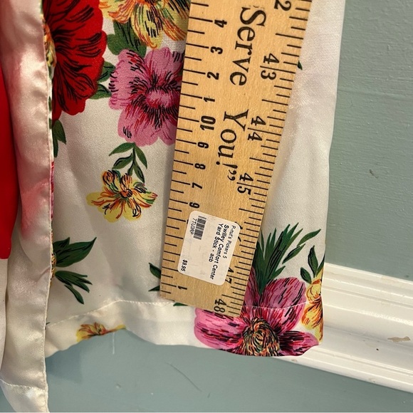 Vintage Gold Label Victoria Secret ivory red floral robe size Large - Picture 14 of 16